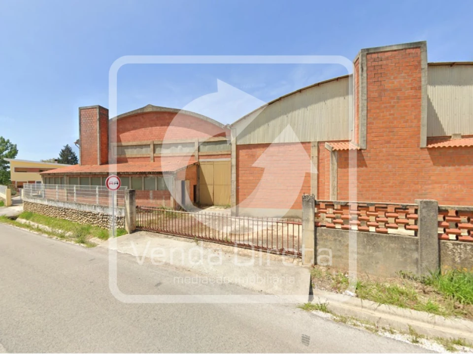 Armazém para Venda em Côja e Barril de Alva Foto 16