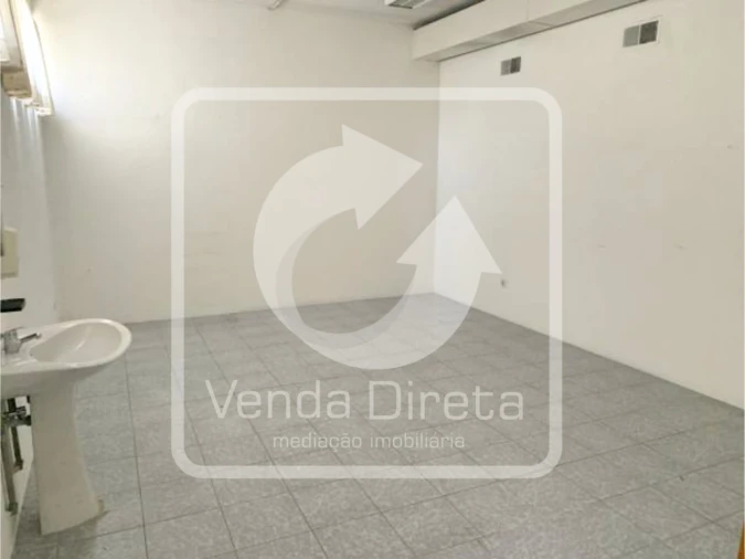 Loja para Venda em Cedofeita, Santo Ildefonso, Sé, Miragaia, São Nicolau e Vitória Foto 14