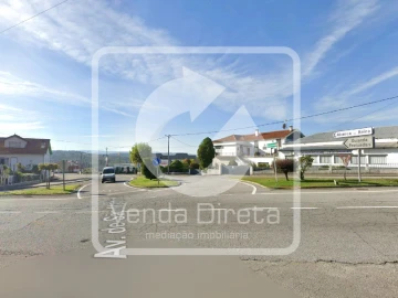 Armazém para Venda em Vila Franca das Naves e Feital