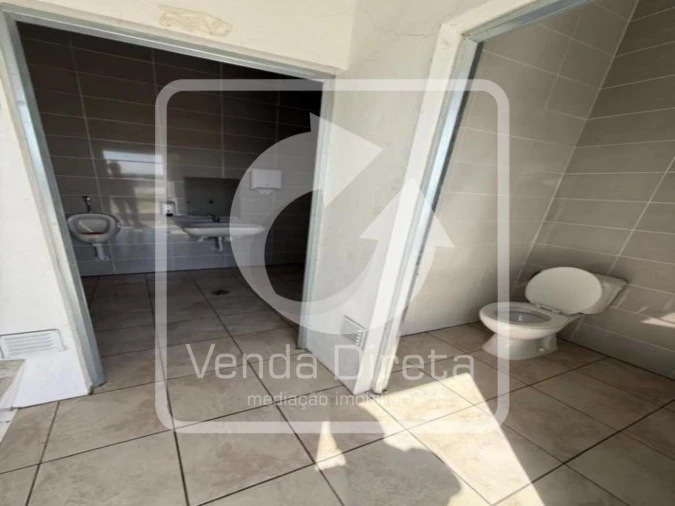 Armazém para Venda em Vila Franca das Naves e Feital Foto 11