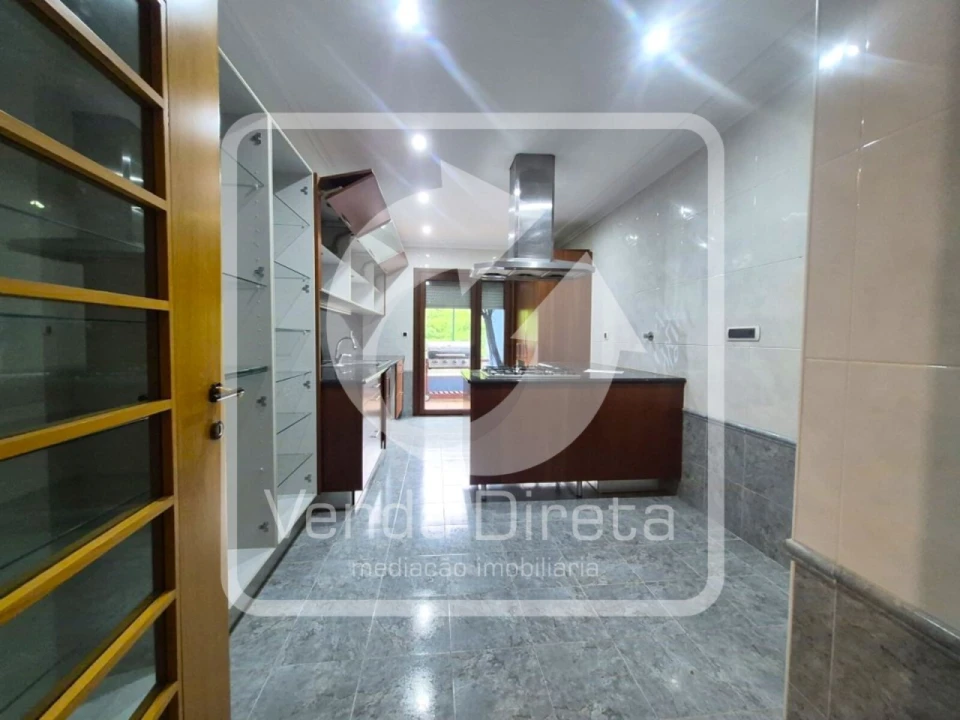 Apartamento T2 para Venda em Vila Franca de Xira Foto 1