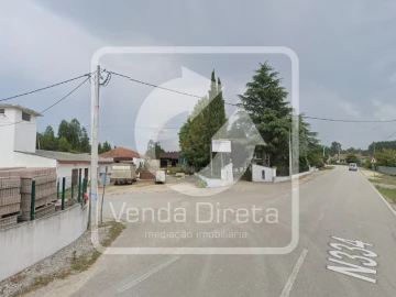 Armazém para Venda em Vilarinho do Bairro