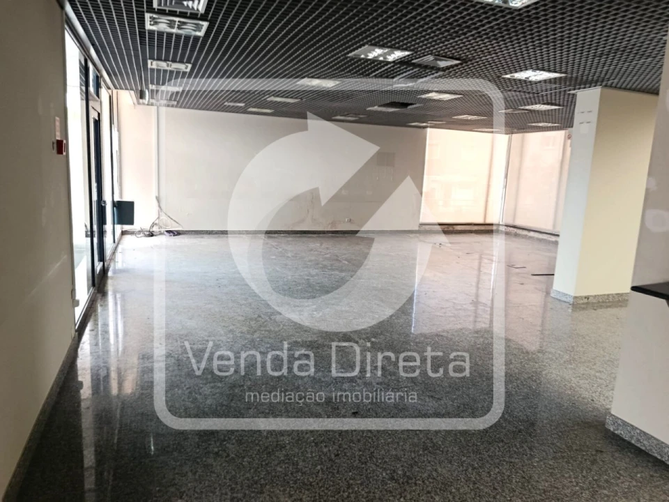 Loja para Venda em Malveira e São Miguel de Alcainça Foto 14