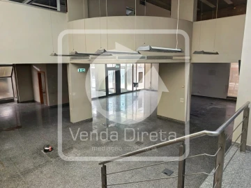 Loja para Venda em Malveira e São Miguel de Alcainça
