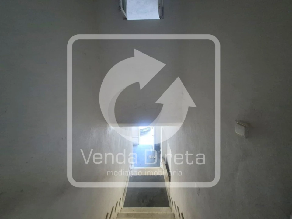 Loja para Venda em Laranjeiro e Feijó Foto 11