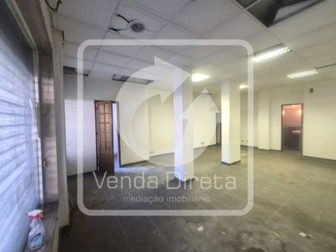Loja para Venda em Laranjeiro e Feijó Foto 14