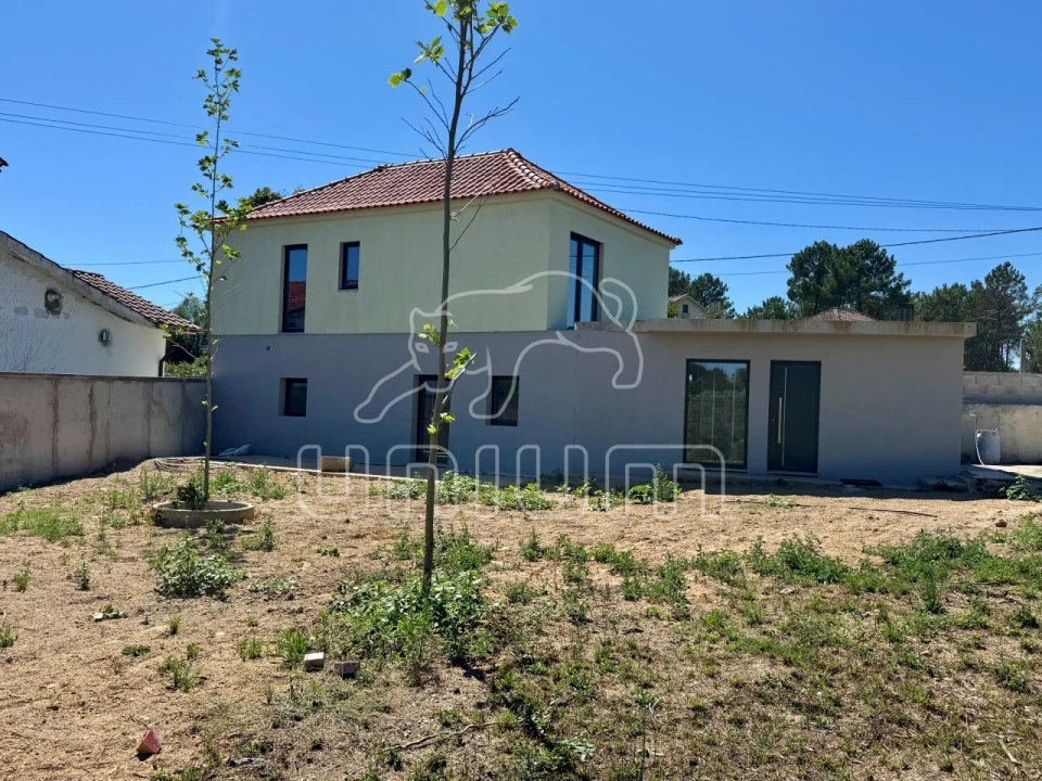 Moradia T3 para Venda em Fontão Foto 2