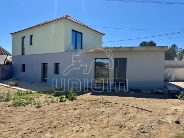 Moradia T3 para Venda em Fontão