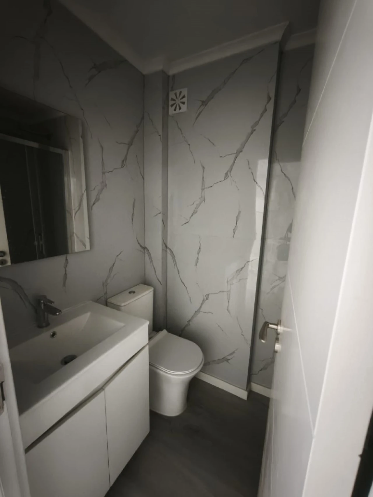 Apartamento T2 para Venda em Benfica Foto 4