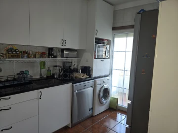 Apartamento T3 para Arrendamento em Caldas da Rainha - Santo Onofre e Serra do Bouro