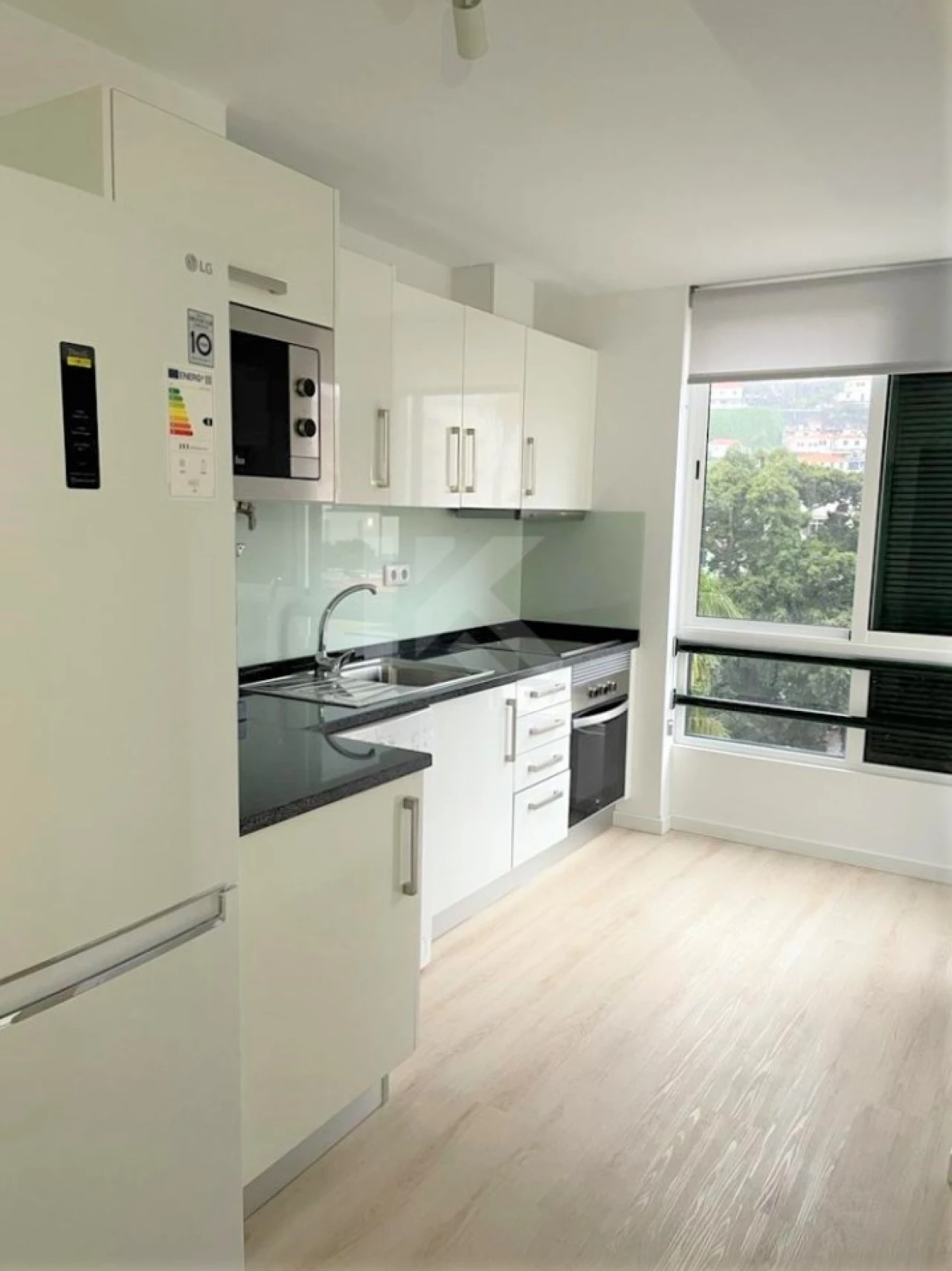 Apartamento T2 para Arrendamento em Funchal (Santa Luzia) Foto 8
