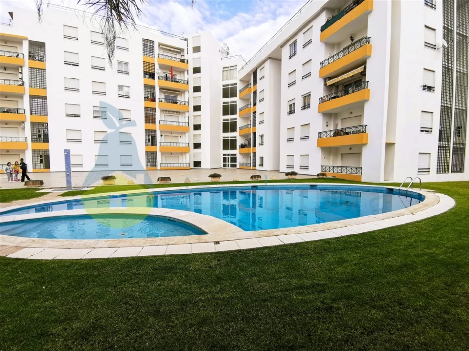 Apartamento T2 para Venda em Armação de Pera Foto 1