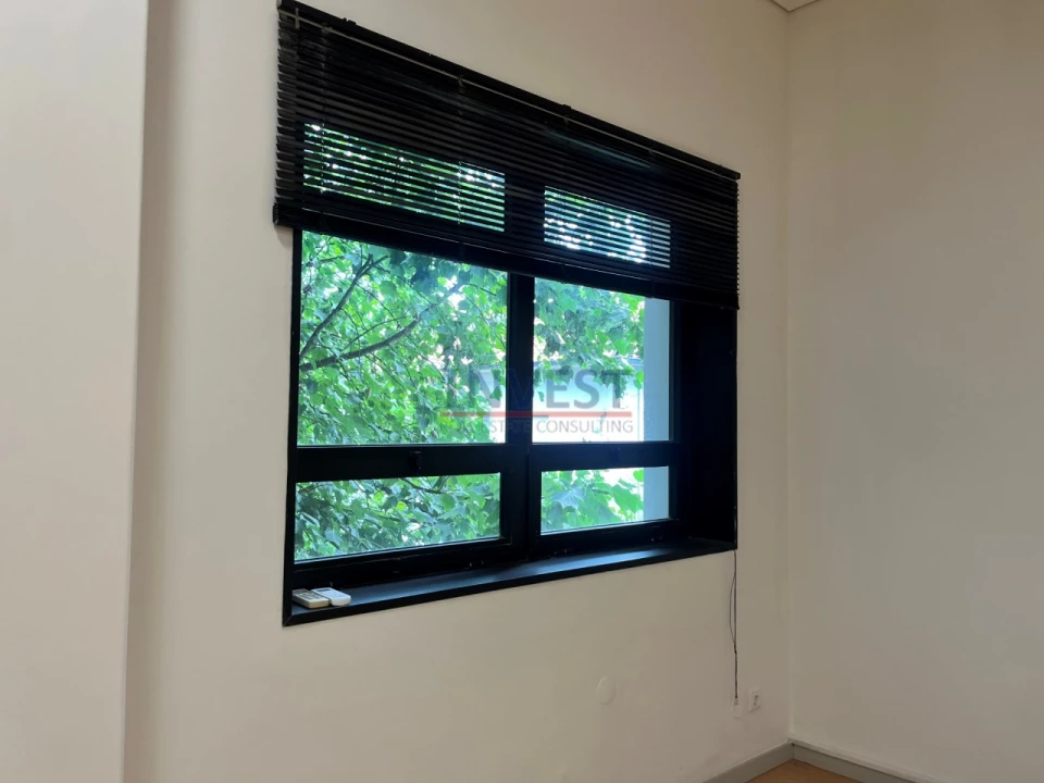 Escritório para Arrendamento em Lordelo do Ouro e Massarelos Foto 13