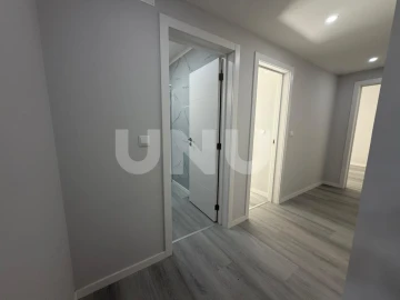 Apartamento T2 para Venda em Corroios