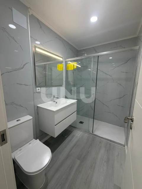 Apartamento T2 para Venda em Corroios