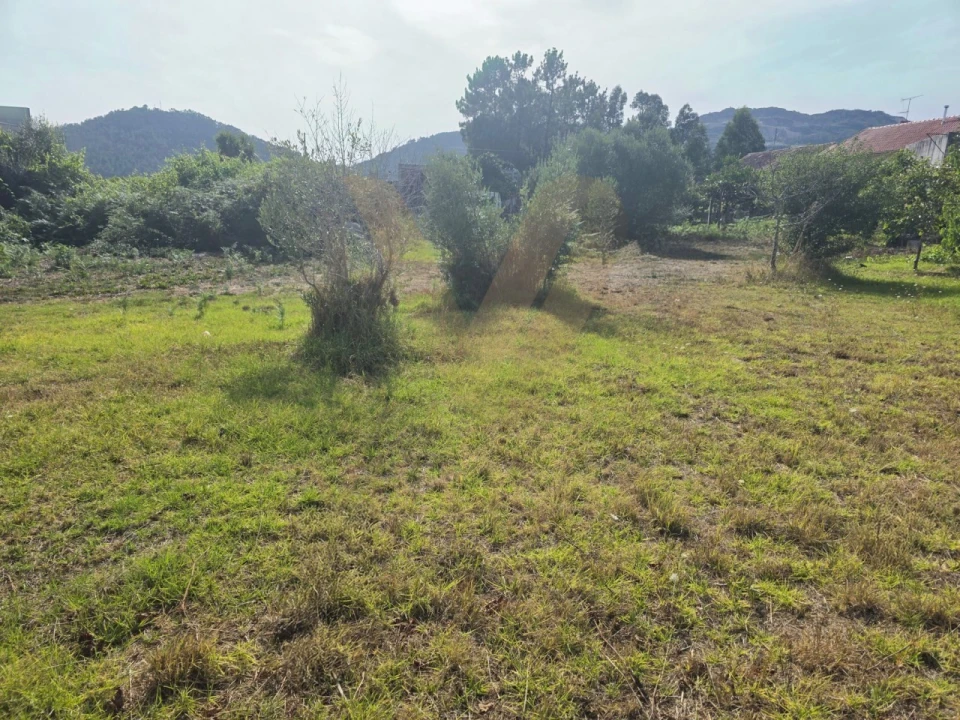 Terreno para Venda em Arcozelo Foto 1