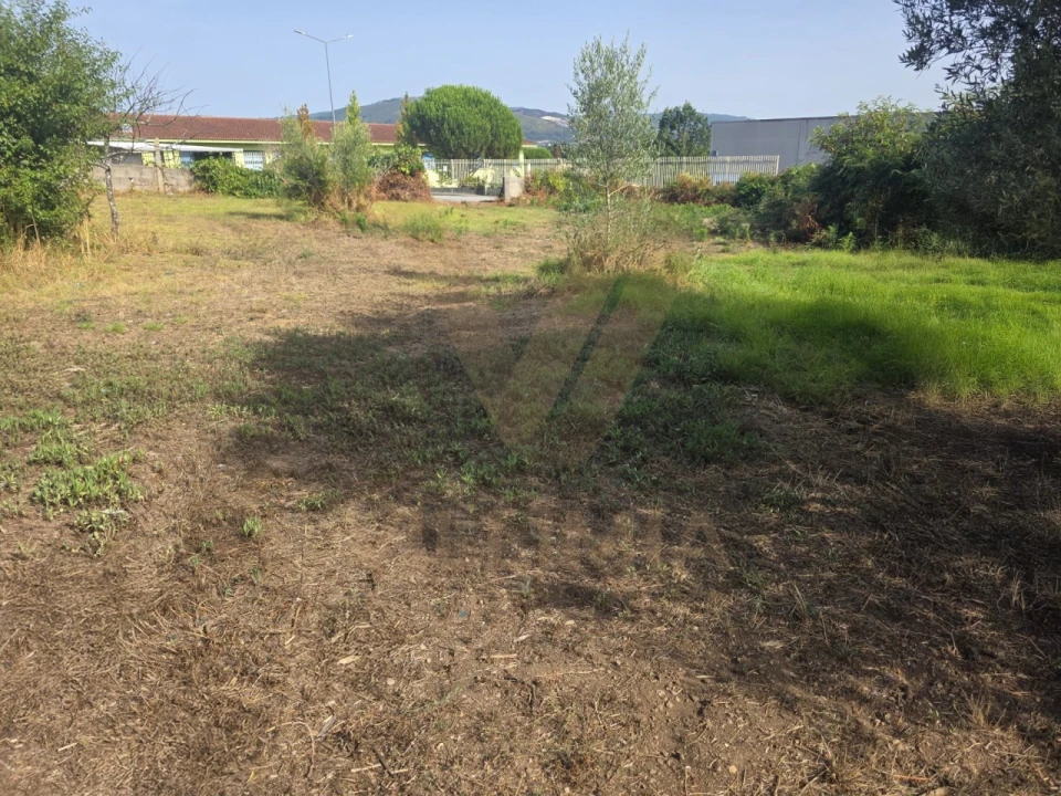 Terreno para Venda em Arcozelo Foto 4