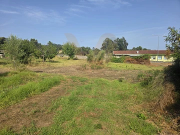 Terreno para Venda em Arcozelo