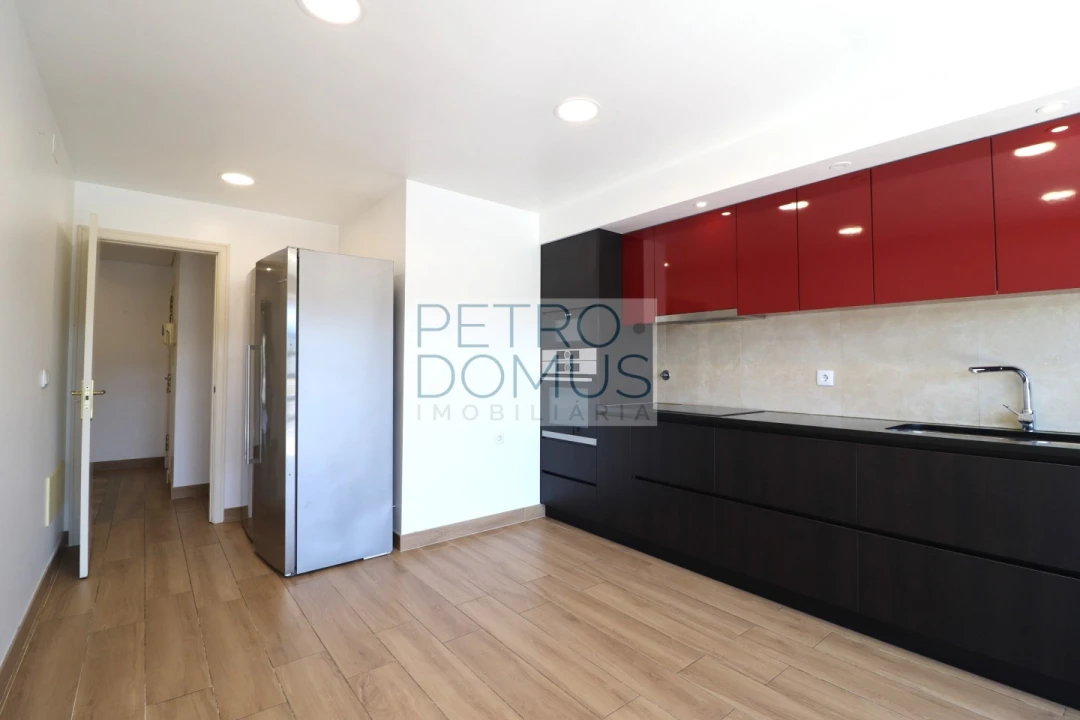 Apartamento T3 para Venda em Campolide Foto 6
