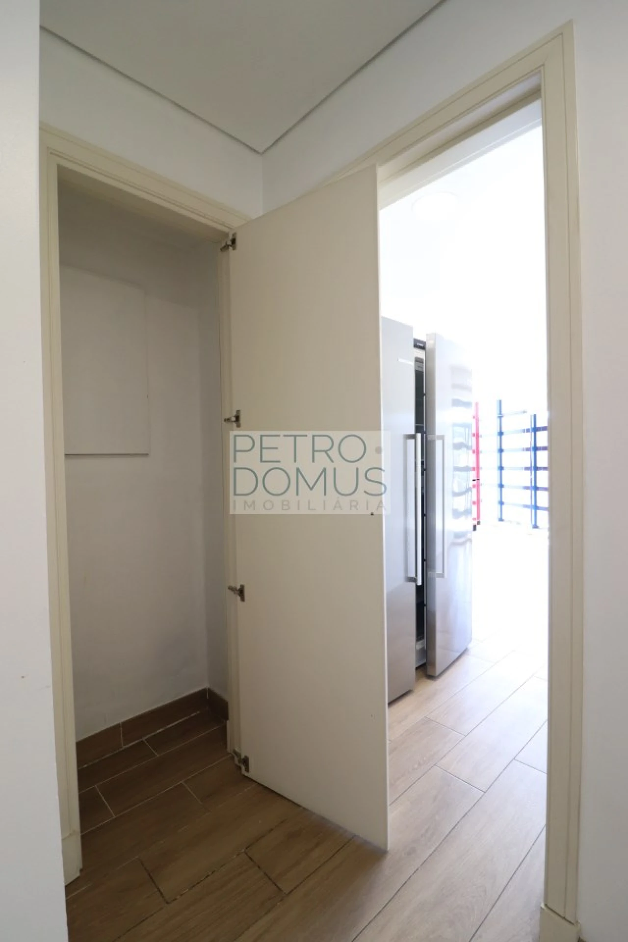 Apartamento T3 para Venda em Campolide Foto 22