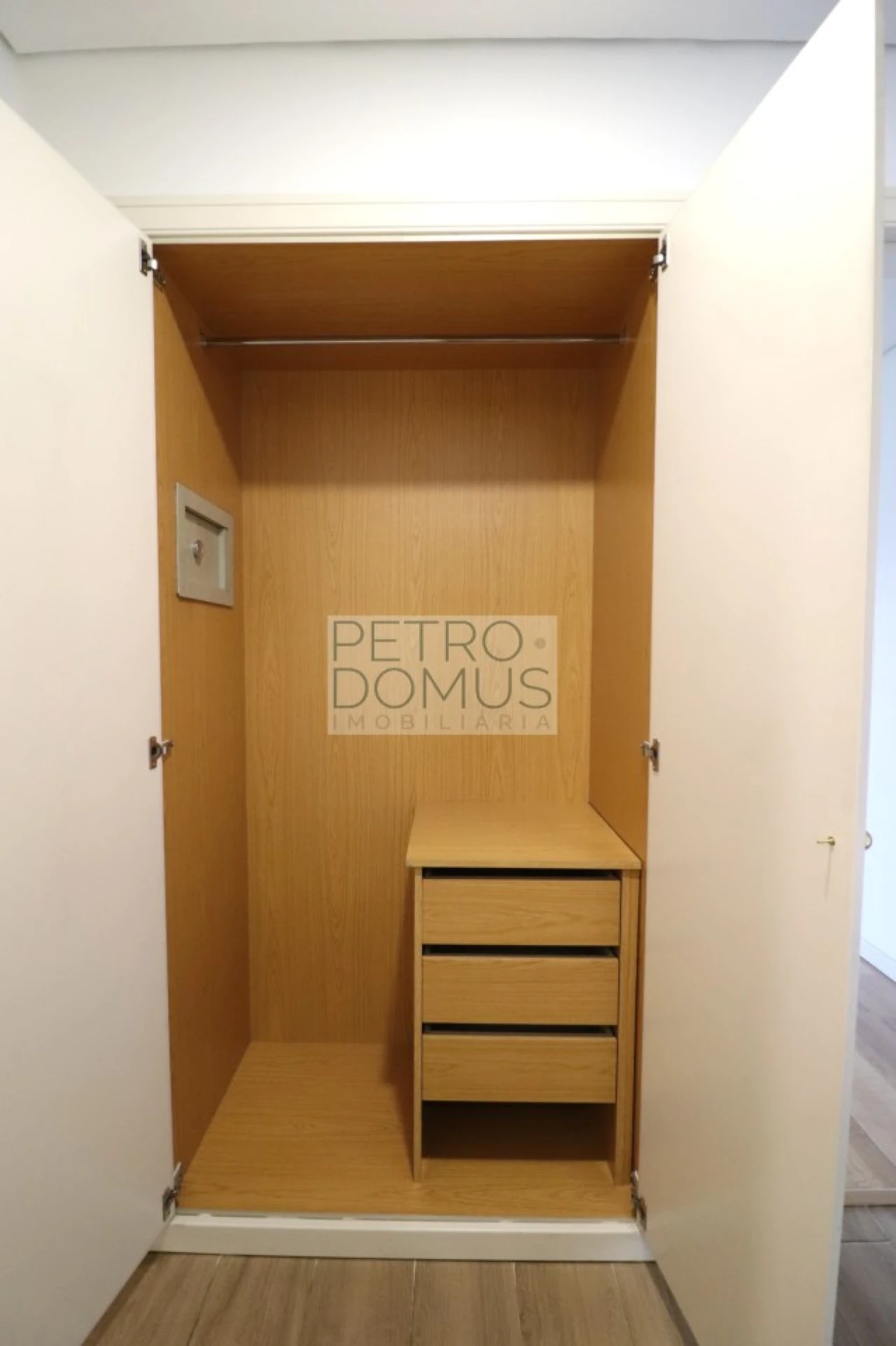 Apartamento T3 para Venda em Campolide Foto 40