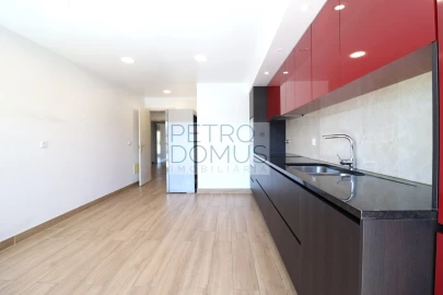 Apartamento T3 para Venda em Campolide