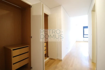 Apartamento T3 para Venda em Campolide
