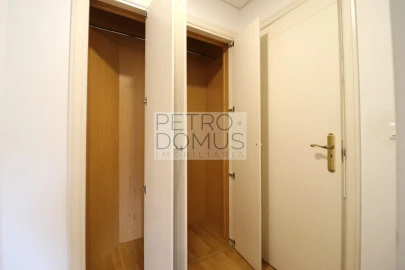 Apartamento T3 para Venda em Campolide