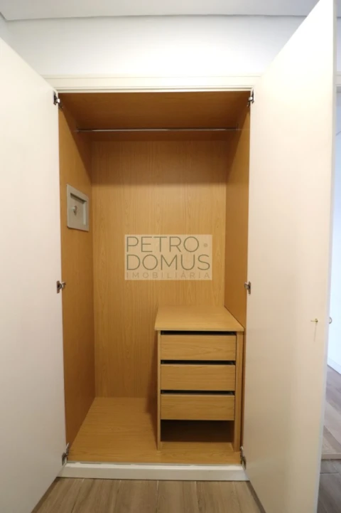 Apartamento T3 para Venda em Campolide