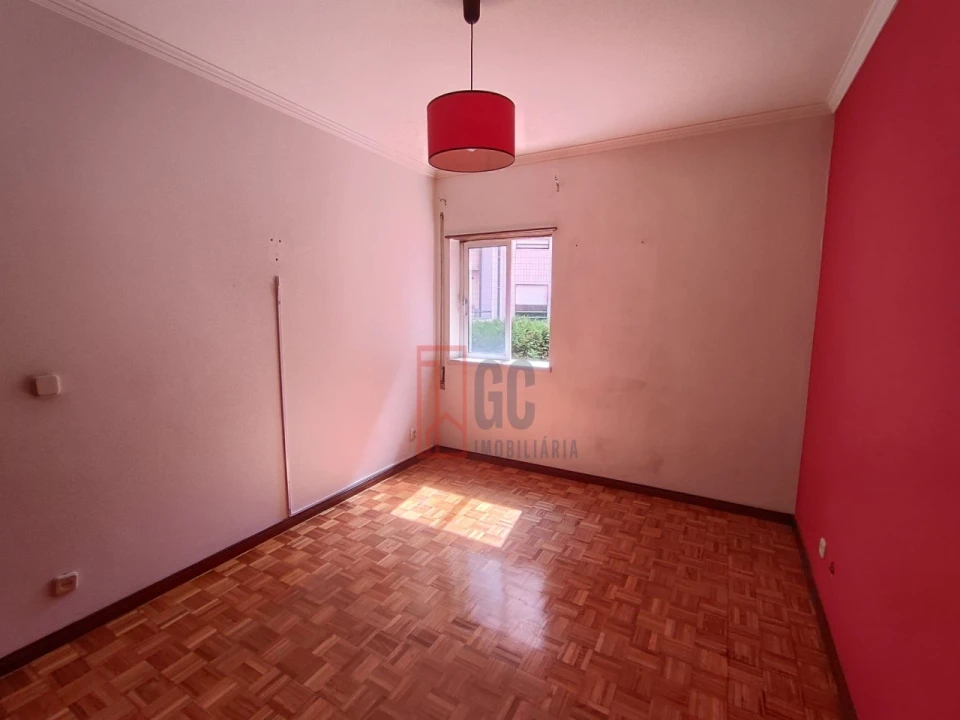 Apartamento T2 para Venda em Oliveira do Douro Foto 17