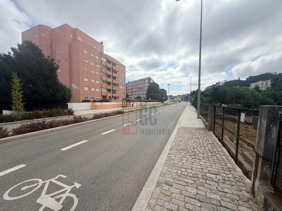 Apartamento T2 para Venda em Oliveira do Douro Foto 29