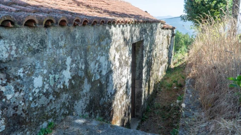 Moradia T3 para Venda em Salvador e Santo Aleixo de Além-Tâmega