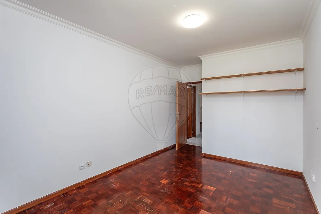 Apartamento T4 para Venda em Alcabideche Foto 25