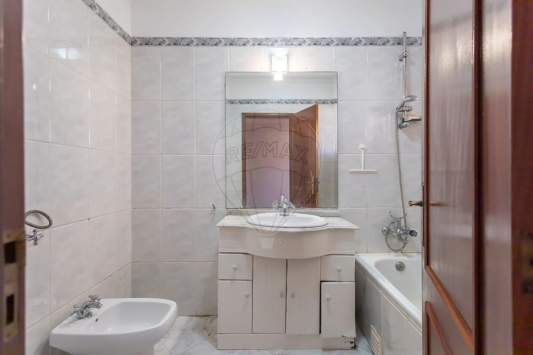 Apartamento T4 para Venda em Alcabideche Foto 17