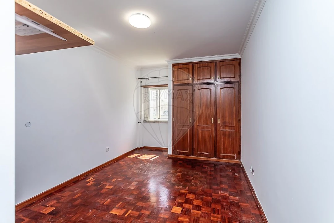 Apartamento T4 para Venda em Alcabideche Foto 23