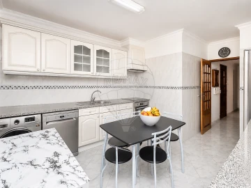 Apartamento T4 para Venda em Alcabideche