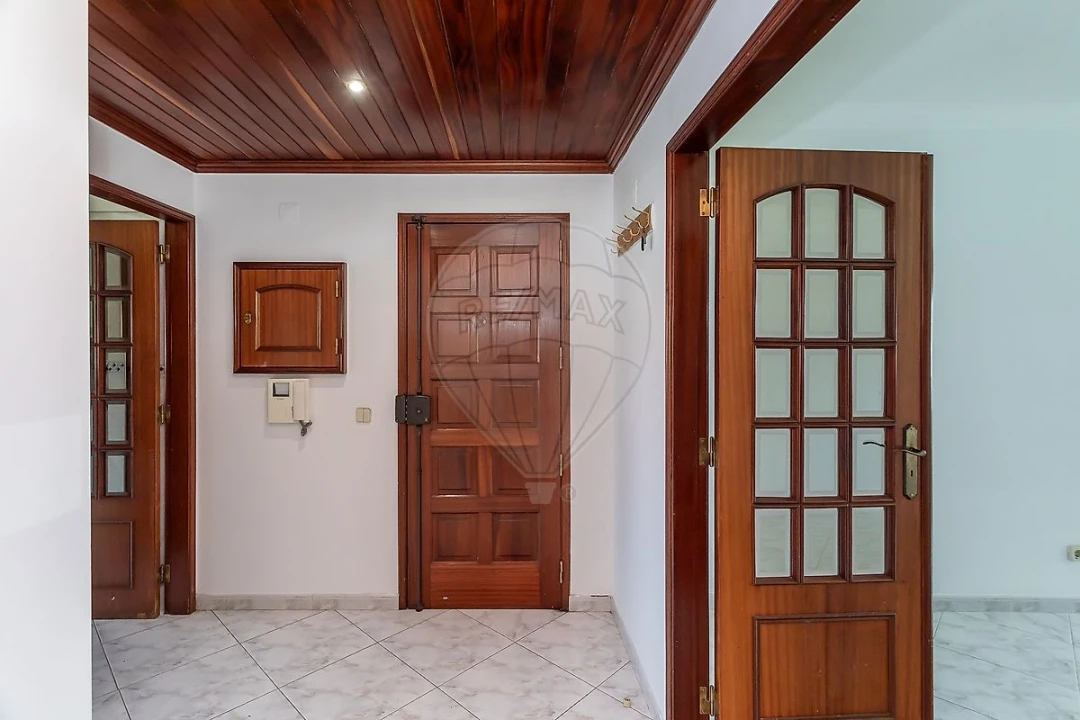 Apartamento T4 para Venda em Alcabideche Foto 34