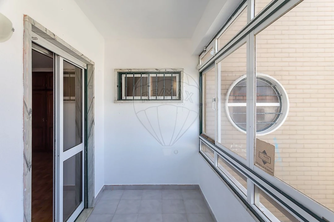 Apartamento T4 para Venda em Alcabideche Foto 18