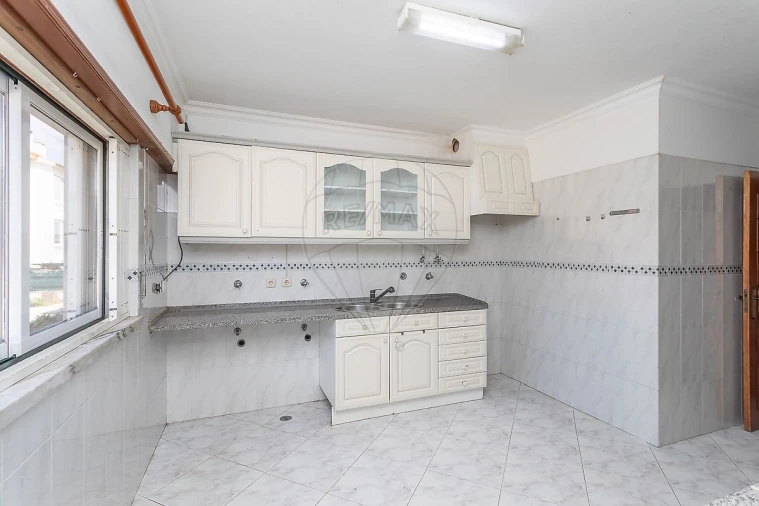 Apartamento T4 para Venda em Alcabideche Foto 31