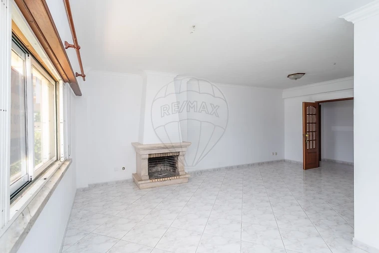Apartamento T4 para Venda em Alcabideche Foto 40