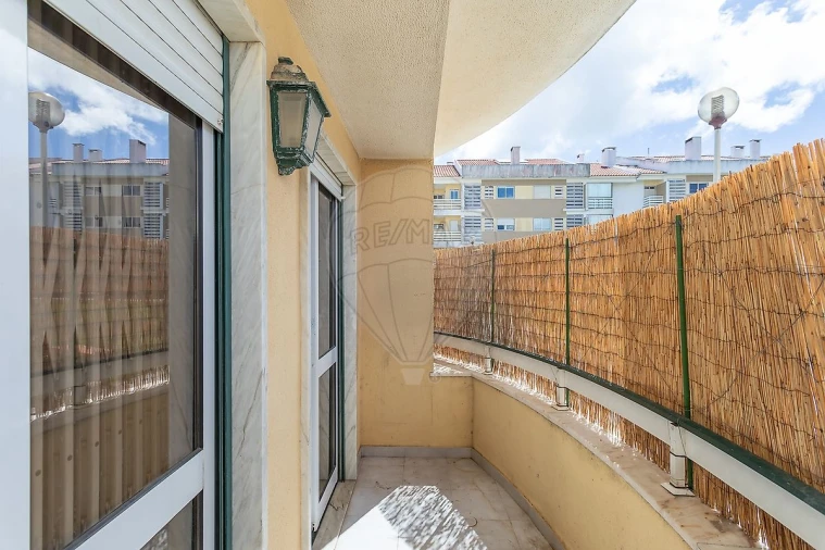 Apartamento T4 para Venda em Alcabideche Foto 30