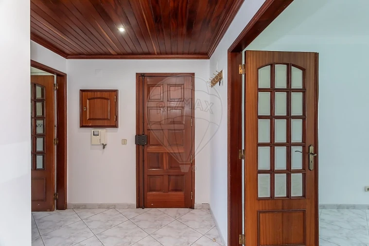 Apartamento T4 para Venda em Alcabideche Foto 34
