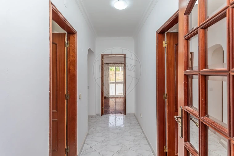 Apartamento T4 para Venda em Alcabideche Foto 13