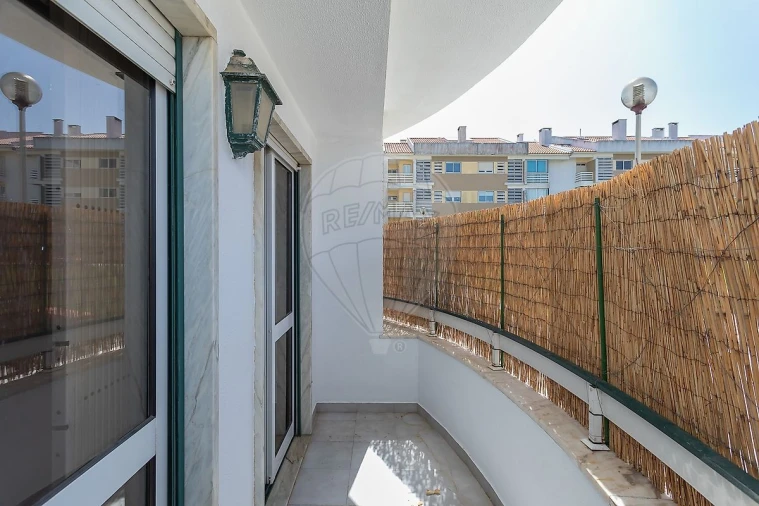 Apartamento T4 para Venda em Alcabideche Foto 32