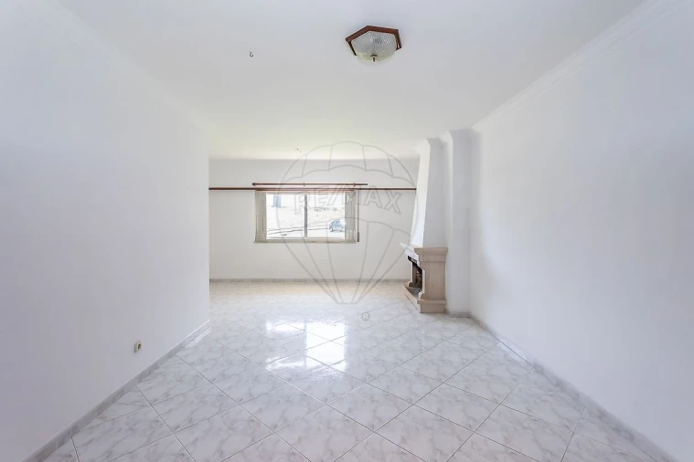 Apartamento T4 para Venda em Alcabideche Foto 12