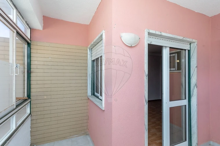 Apartamento T4 para Venda em Alcabideche Foto 19