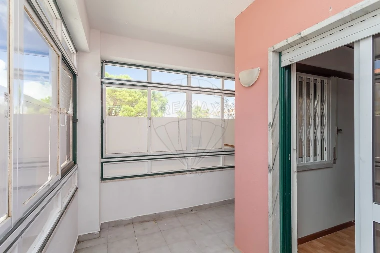 Apartamento T4 para Venda em Alcabideche Foto 18