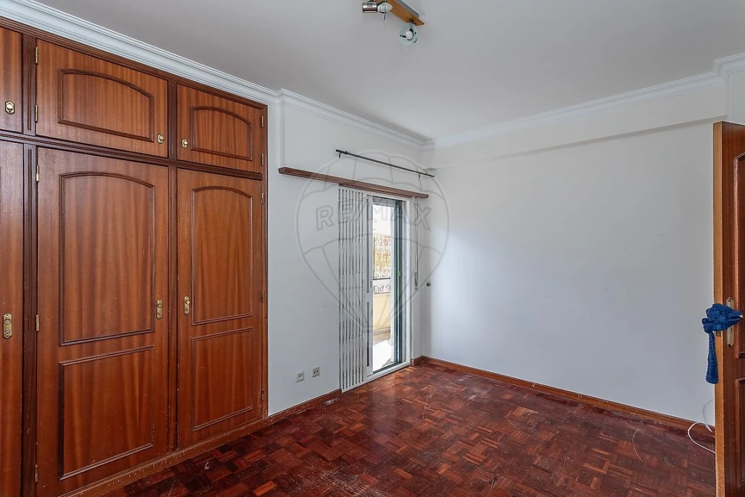 Apartamento T4 para Venda em Alcabideche Foto 28