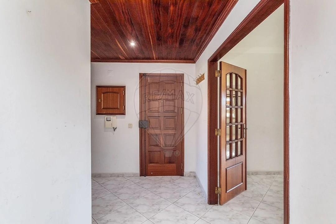 Apartamento T4 para Venda em Alcabideche Foto 8