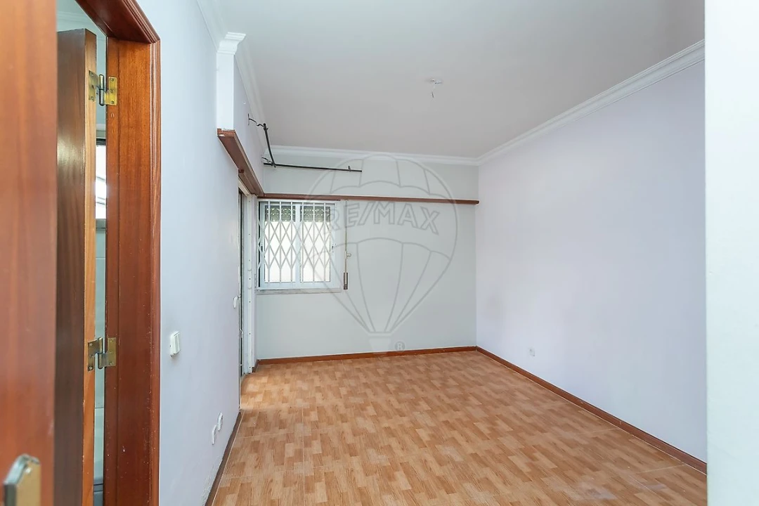 Apartamento T4 para Venda em Alcabideche Foto 14
